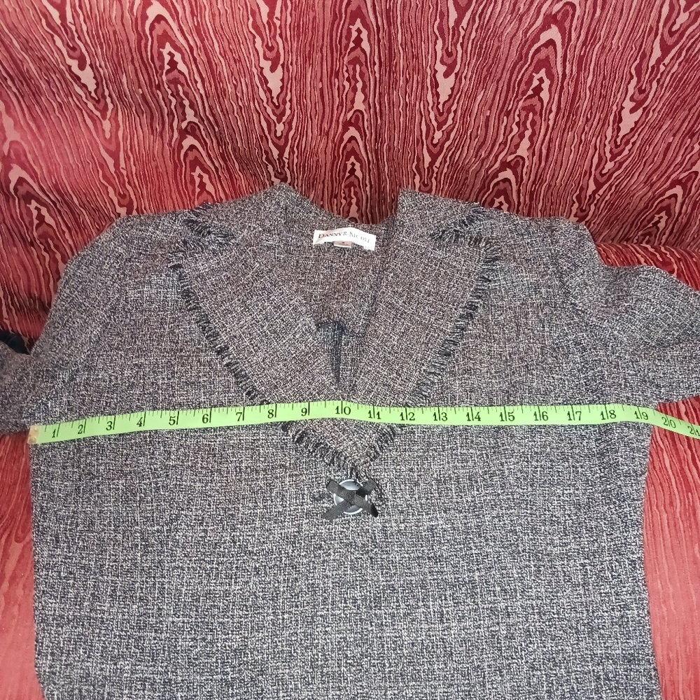DANNY & NICOLE 2 Piece Black/Gray Long Sleeve 1 Button Ruffle Dress Suit 10 - Picture 13 of 16